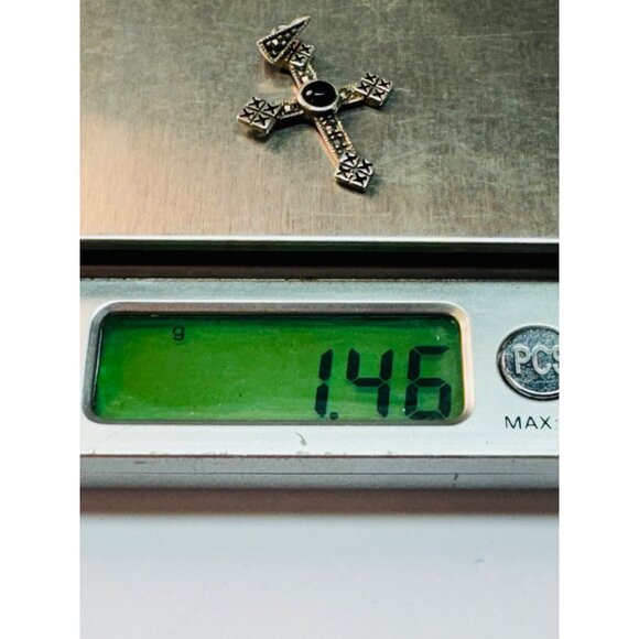 Vintage Sterling Silver 925 Marcasite Onyx Ornate Cross Pendant, 1.46g, No Chain - Picture 9 of 9